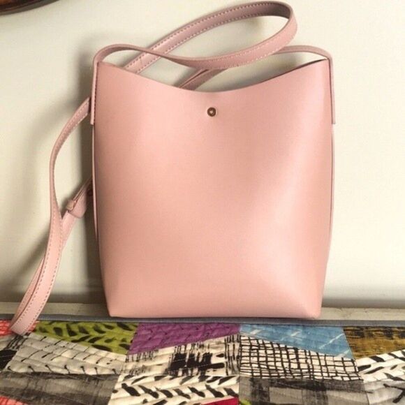 Samara Cross Body Bag Purse - Picture 3 of 12